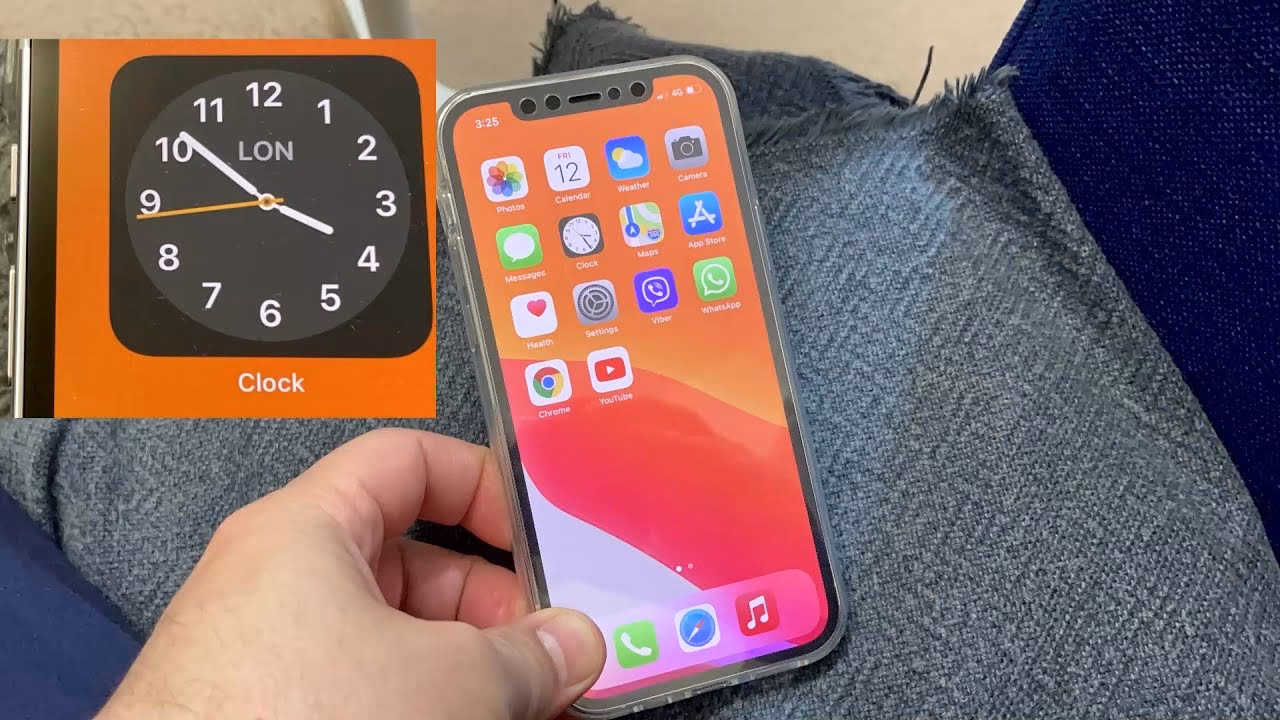 How to install a third-party app for an analog clock display?