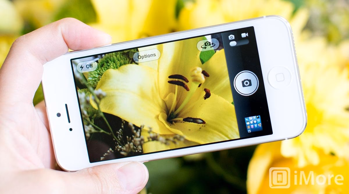 Is the iPhone 5s suitable for night photography?