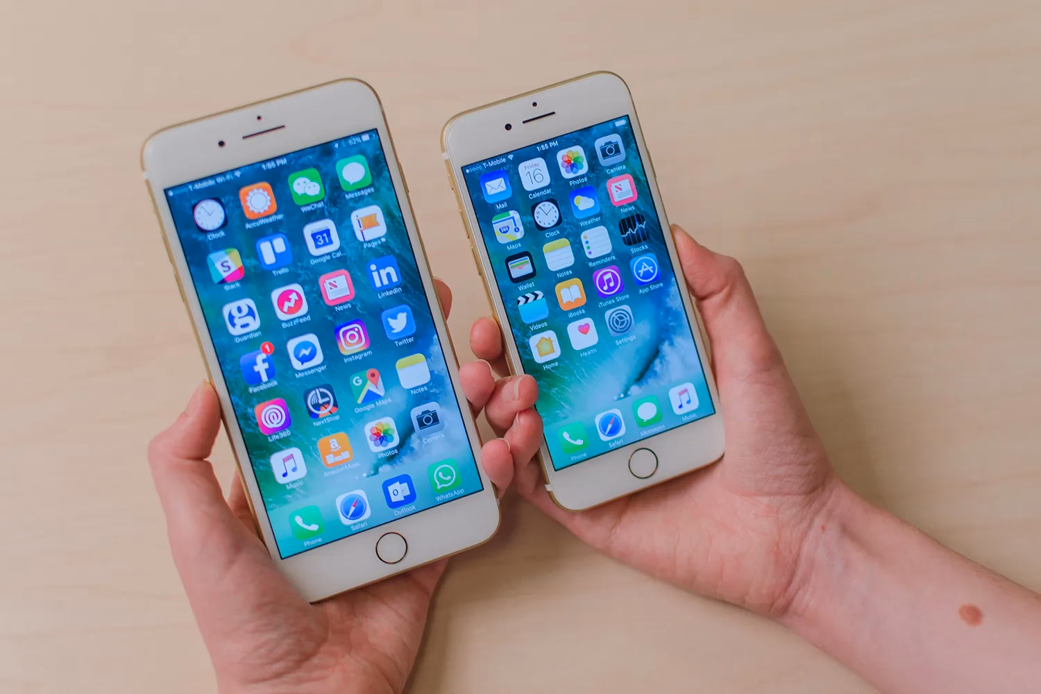 What is the difference between iPhone 7 and iPhone SE 2022?