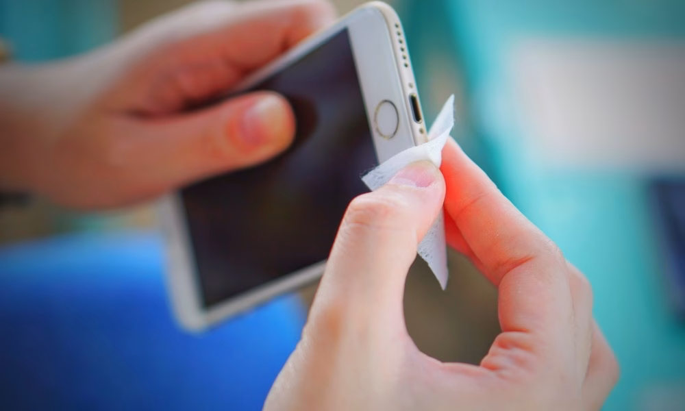 Is there a iOS app cleaner?