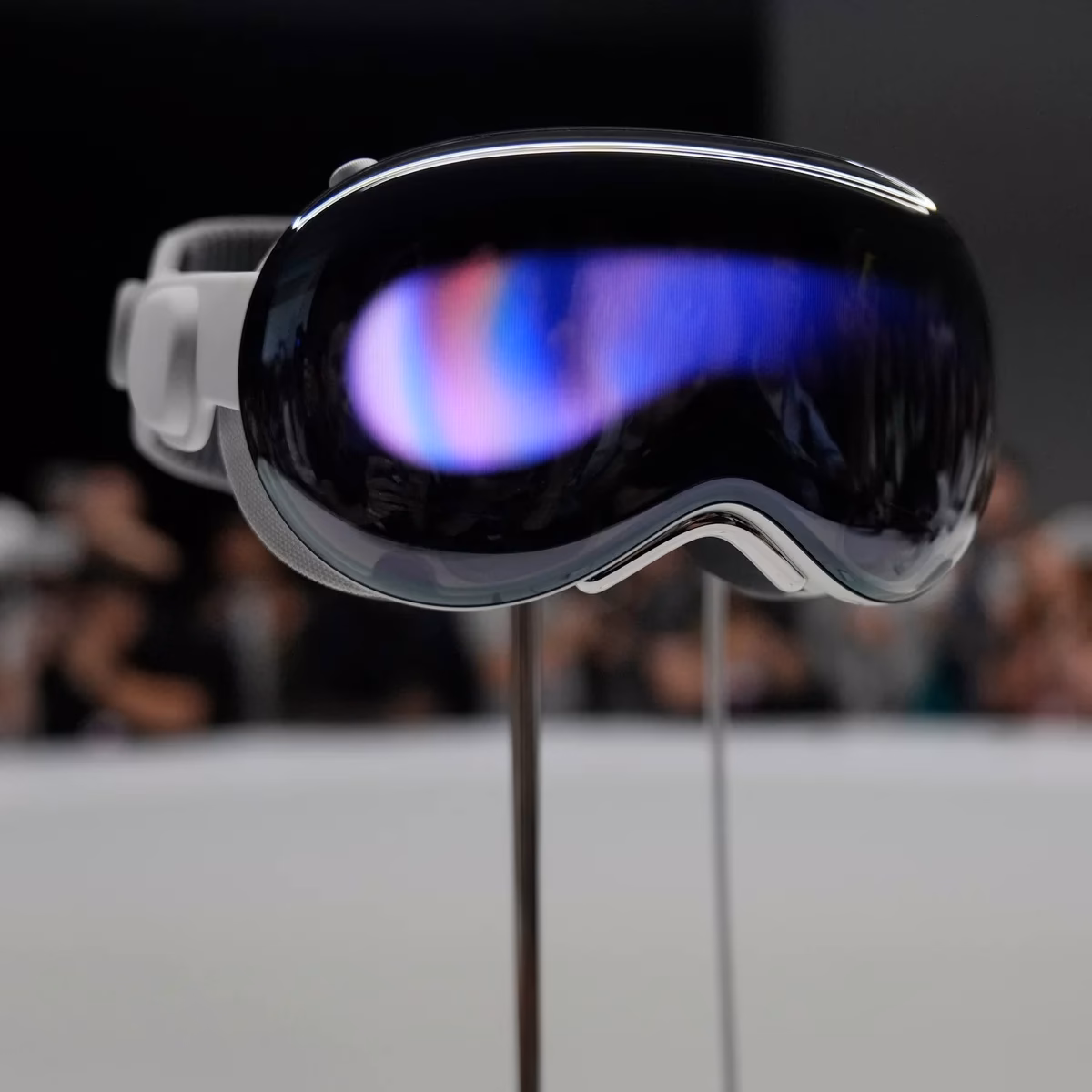 What are virtual reality headsets for iPhone?