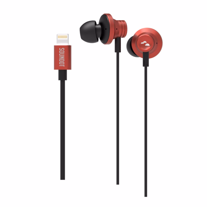 Can I listen to FM radio without internet connection?