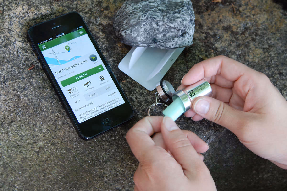 Do you need an iPhone to play geocaching?