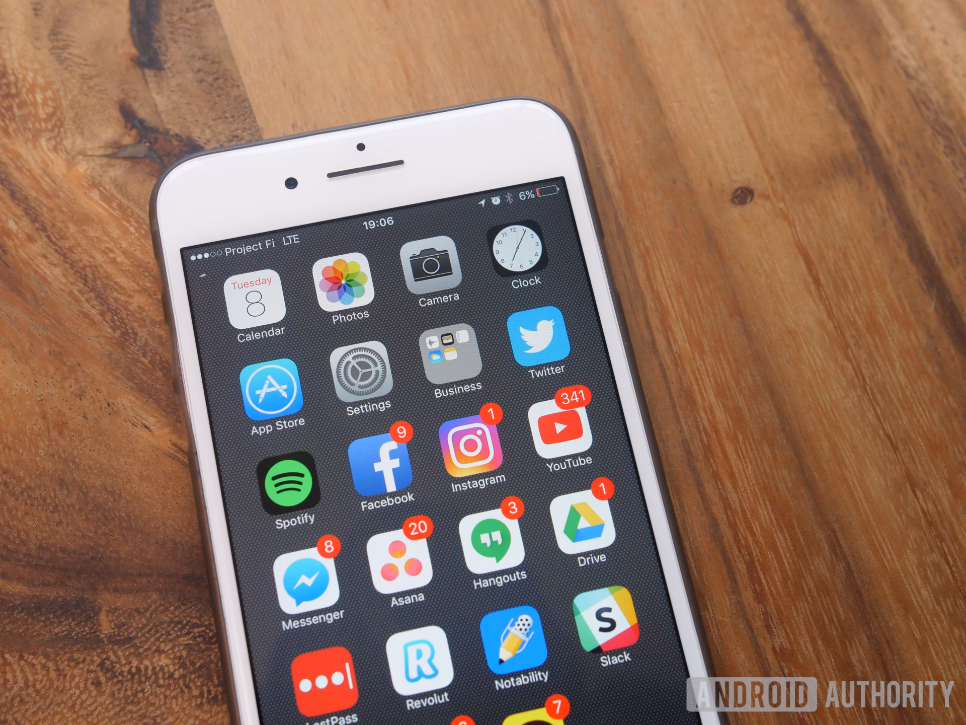 How much does the iPhone 7 cost without a contract?