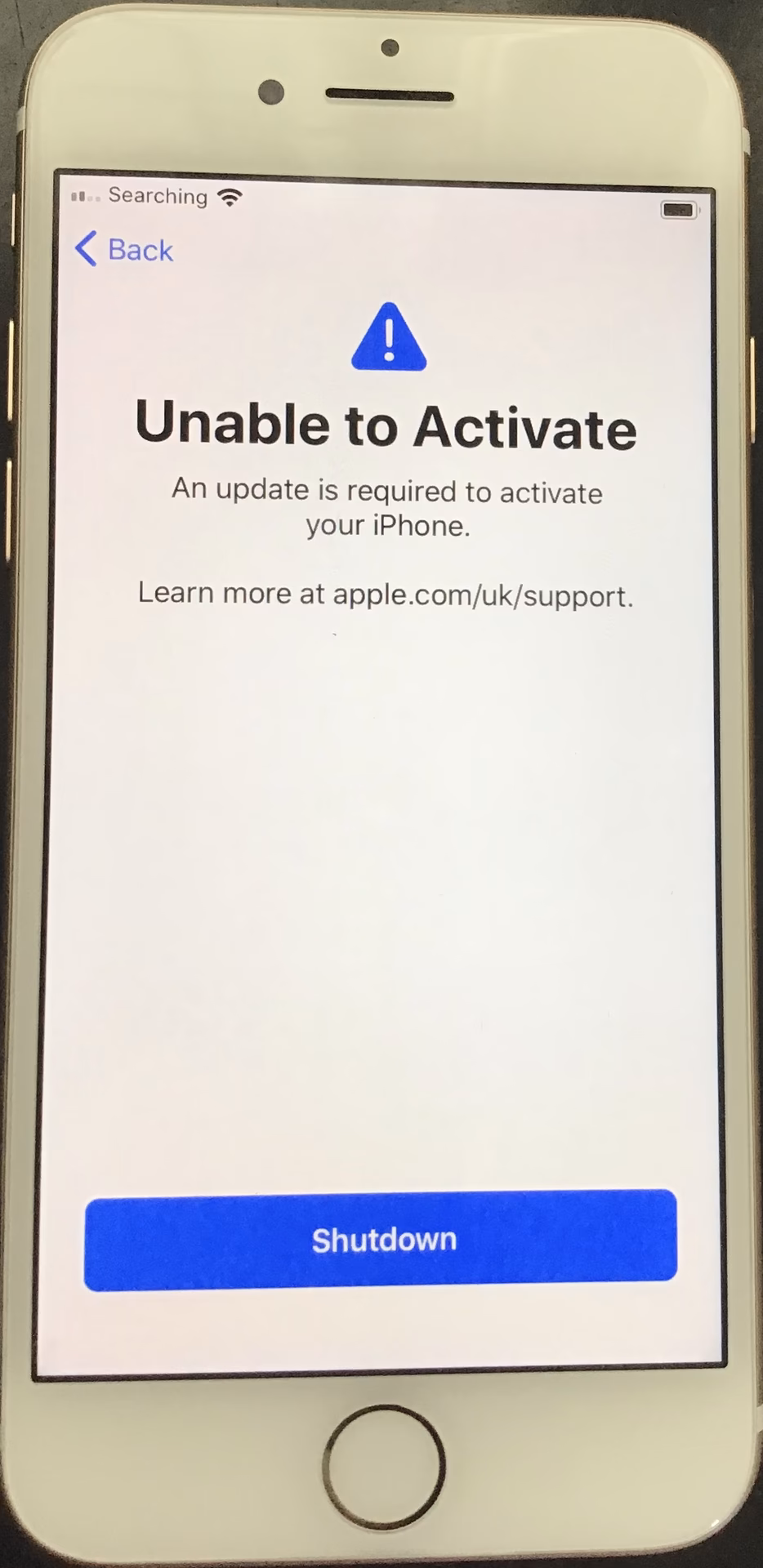 Why is my iPhone 7 activation server not working?