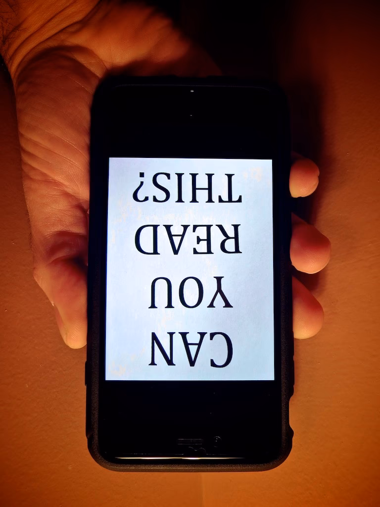 Can you turn iPhone 12 screen upside down?