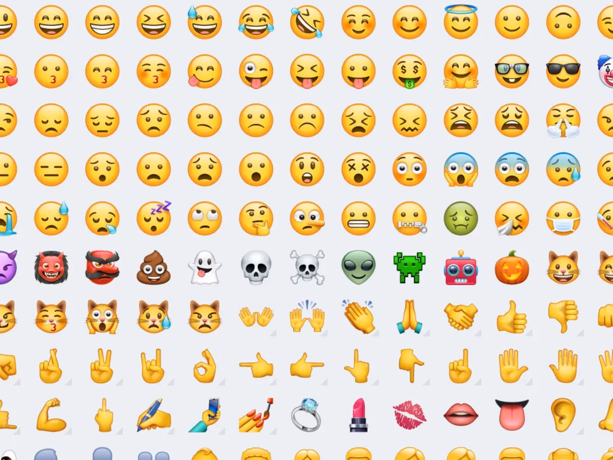 How to use emoji in a WhatsApp thread?