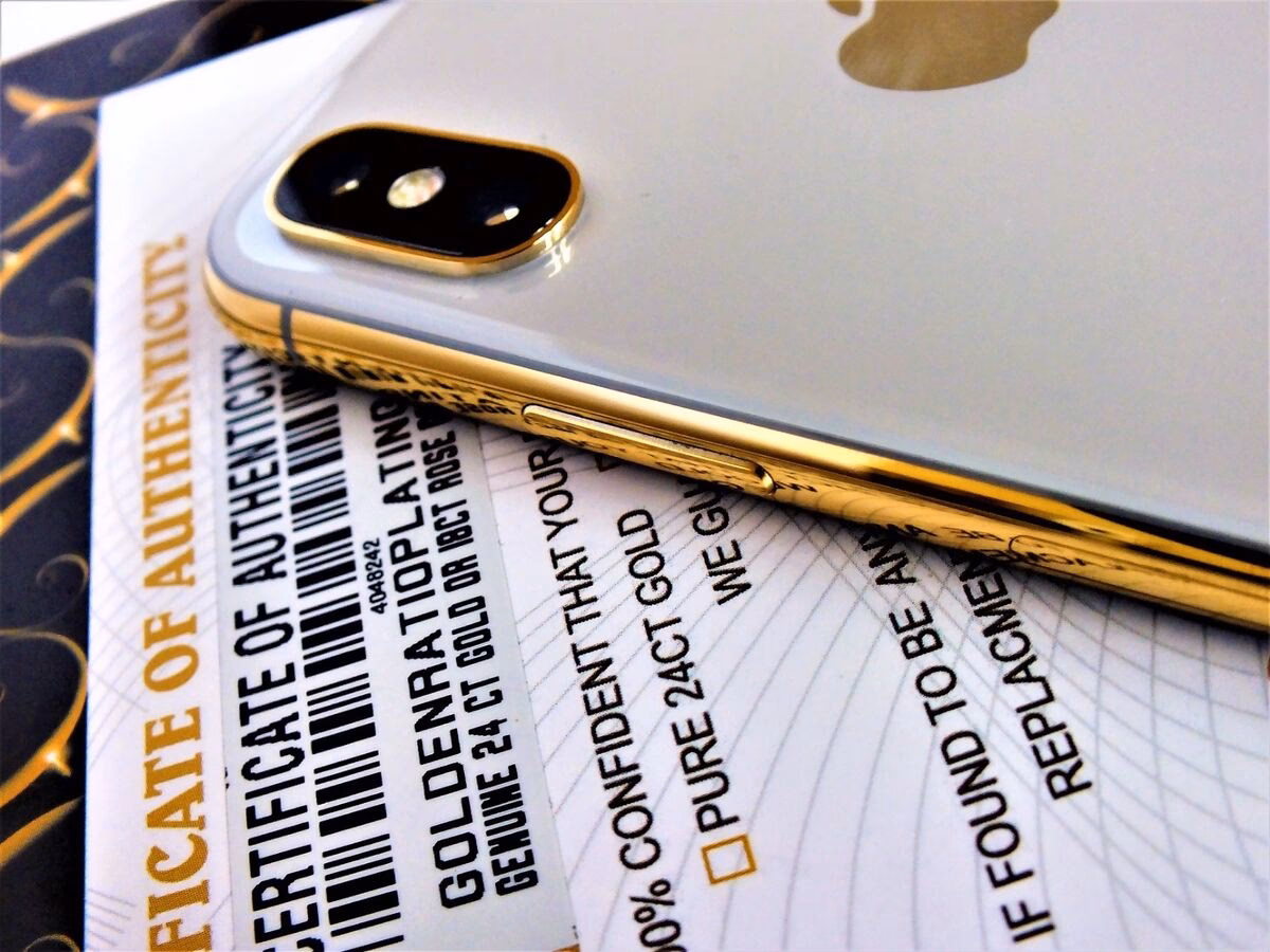 How much does the Lux iPhone X cost?