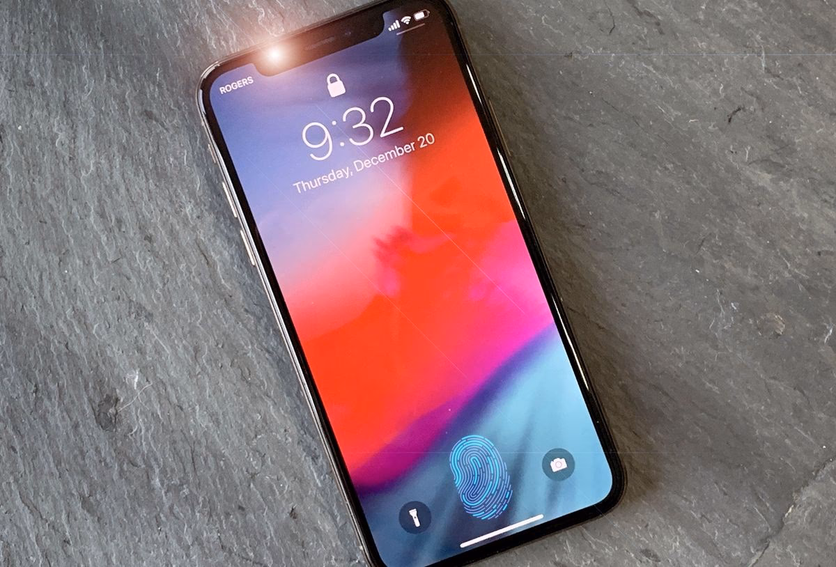 Does iPhone have Touch ID?