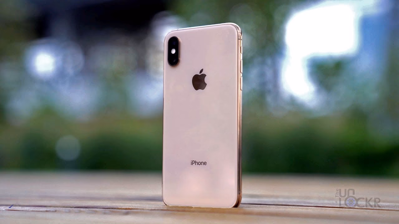 Does the iPhone XS have stereo sound?