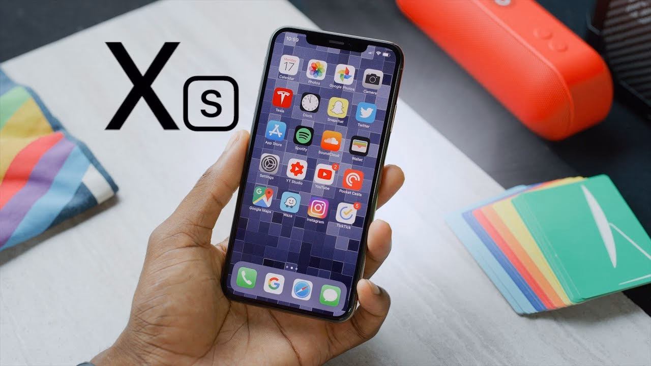Does the iPhone XS have stereo sound?