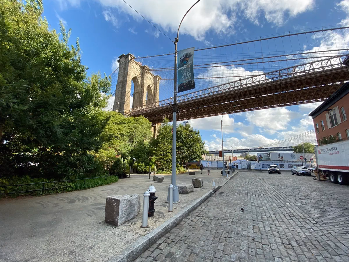 How to sync iPhone photos to Windows 11 PC?