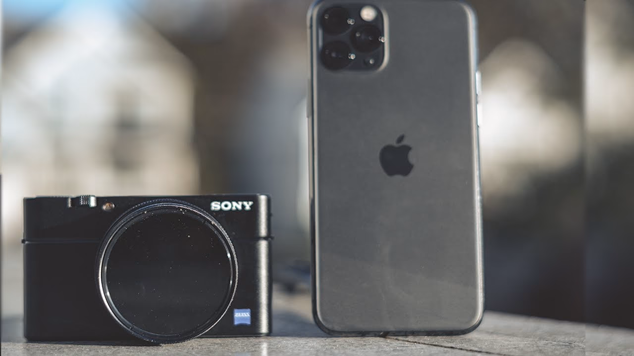 Is a rx100vi better than a V?