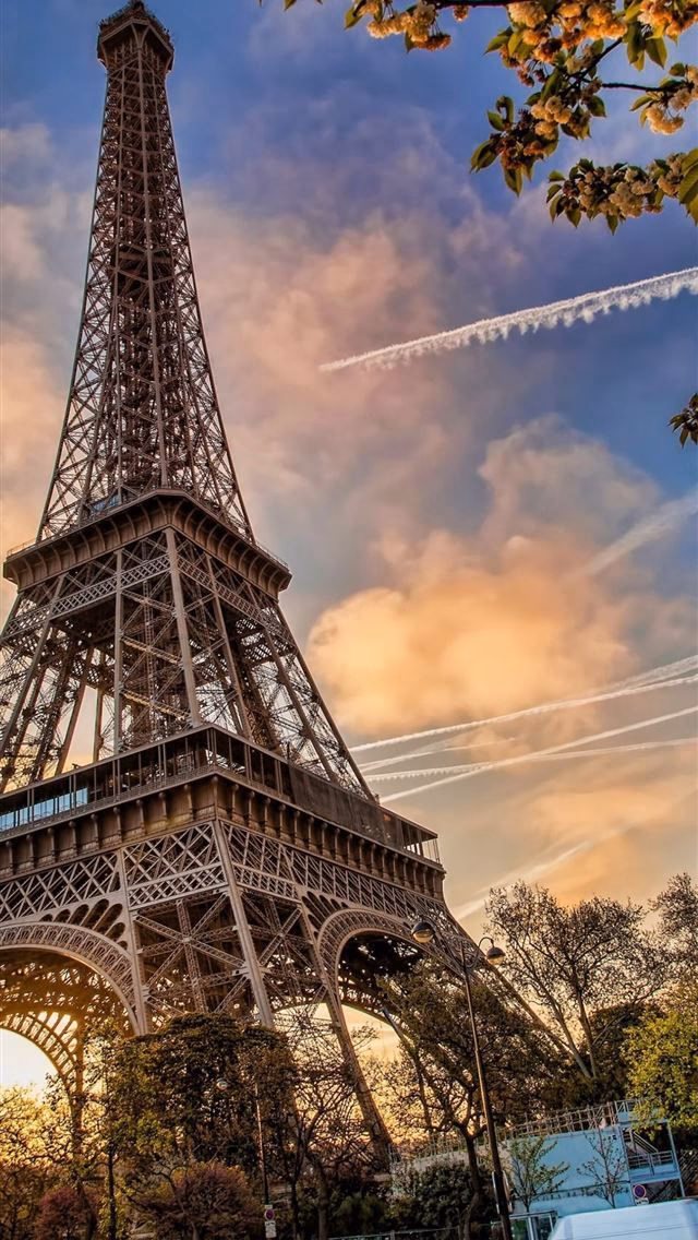 How do I save a Paris wallpaper on my iPhone?