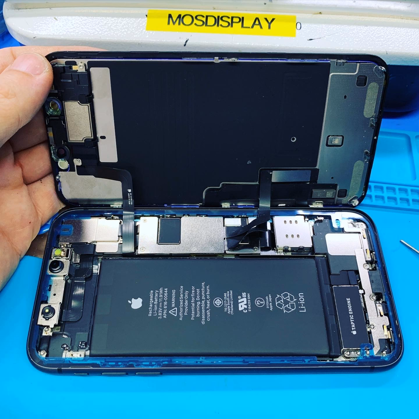 Что такое замена экрана на iPhone 11?